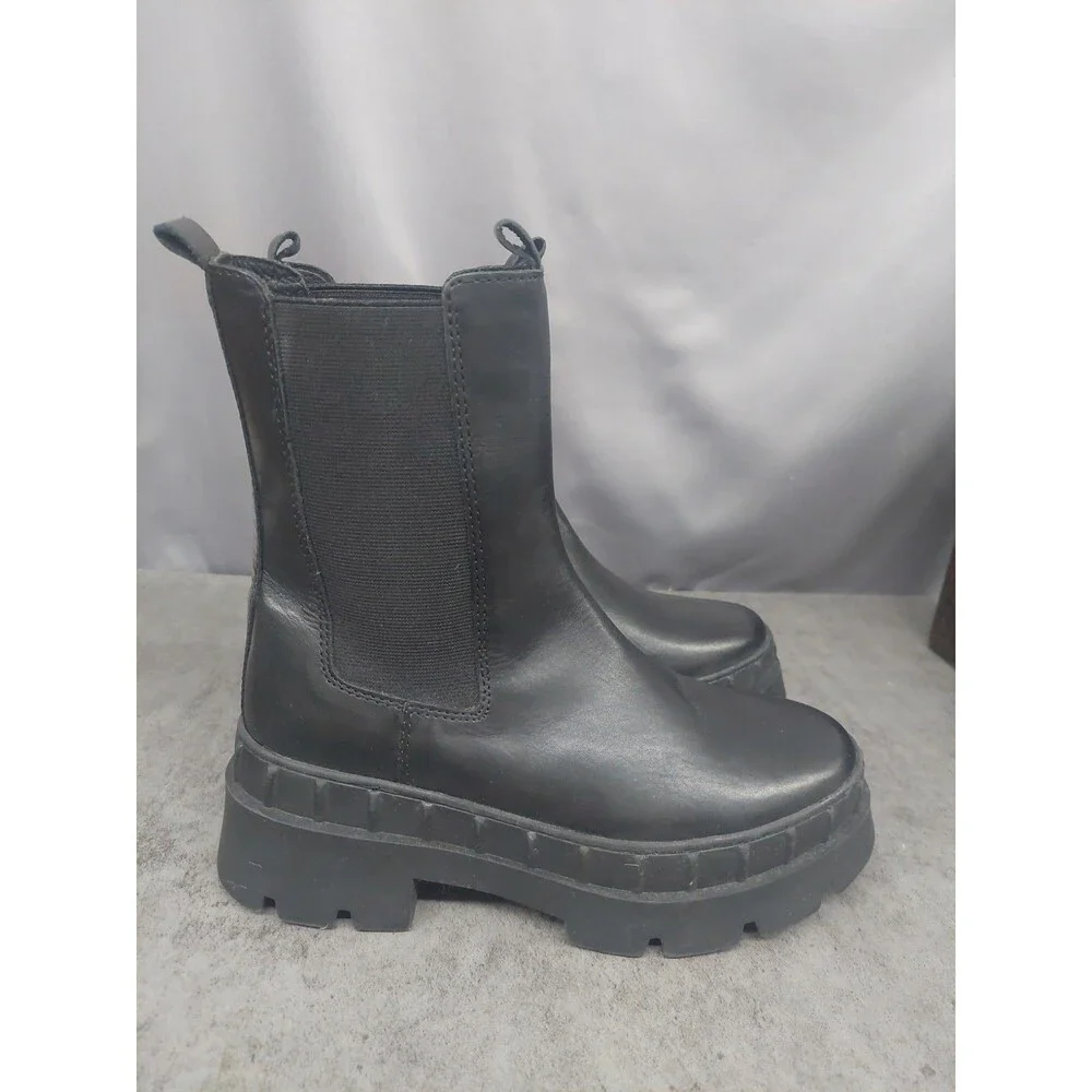 Steve Madden Black Combat Style Platform Boots Size 6.5